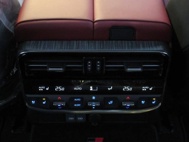 ランドクルーザー ＧＲスポーツ　ＭＯＰ１２．３インチナビ　ＪＢＬプレミアムサウンド　マルチテレインモニター　ルーフレール（ブラック）　ムーンルーフ　本革シート　シートヒーター＆ベンチレーション　ＧＲフロアマット（35枚目）