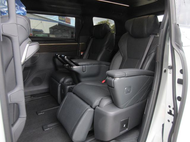 ヴェルファイアハイブリッド エグゼクティブラウンジ 登録済未使用車 モデリスタエアロ ユニバーサルステップ 寒冷地仕様 左左右独立ムーンルーフ リヤエンターテイメント JBLプレミアムサウンド プレミアムナッパ本革シート(34枚目)