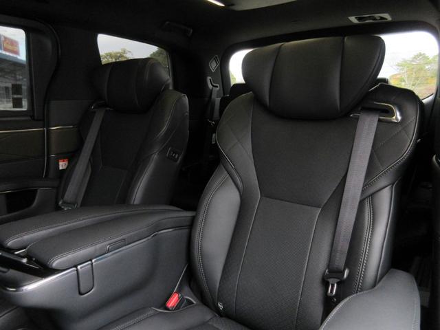 ヴェルファイアハイブリッド エグゼクティブラウンジ 登録済未使用車 モデリスタエアロ ユニバーサルステップ 寒冷地仕様 左左右独立ムーンルーフ リヤエンターテイメント JBLプレミアムサウンド プレミアムナッパ本革シート(35枚目)