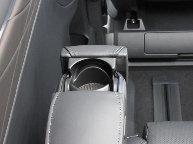 ヴェルファイアハイブリッド エグゼクティブラウンジ 登録済未使用車 モデリスタエアロ ユニバーサルステップ 寒冷地仕様 左左右独立ムーンルーフ リヤエンターテイメント JBLプレミアムサウンド プレミアムナッパ本革シート(37枚目)