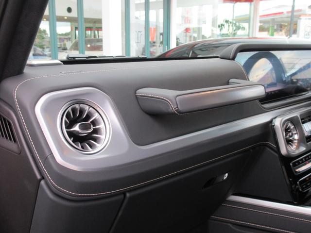 Gクラス G400d プロフェッショナルエディション 限定200台(右H/デザートサンド) プロフェッショナルルーフラック&ラダー&スペアタイヤホルダー AMGナイトPKG AMGナイトPKGII(40枚目)