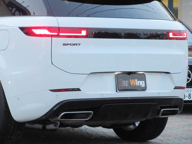 レンジローバースポーツ ダイナミックSE P550e ブラックエクステリアパック ブラックコントラストルーフ SVビスポーク22インチスタイル5131ホイール レッドブレーキキャリパー 20ウェイ電動シート シートヒーター&クーラー ClearSight(19枚目)