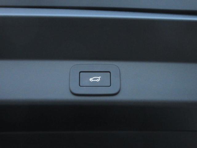 レンジローバースポーツ ダイナミックSE P550e ブラックエクステリアパック ブラックコントラストルーフ SVビスポーク22インチスタイル5131ホイール レッドブレーキキャリパー 20ウェイ電動シート シートヒーター&クーラー ClearSight(22枚目)