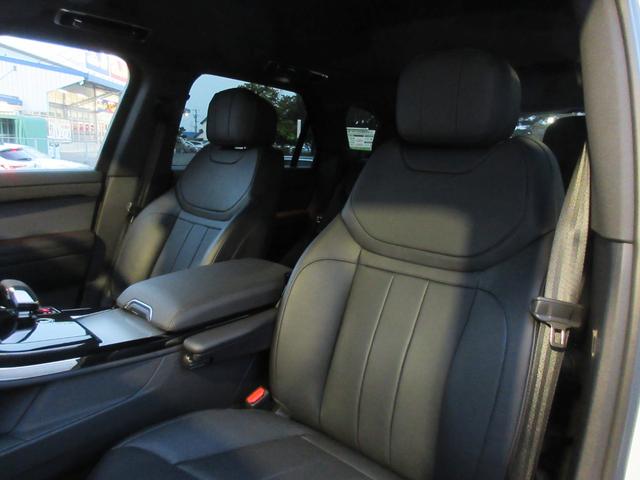 レンジローバースポーツ ダイナミックSE P550e ブラックエクステリアパック ブラックコントラストルーフ SVビスポーク22インチスタイル5131ホイール レッドブレーキキャリパー 20ウェイ電動シート シートヒーター&クーラー ClearSight(25枚目)