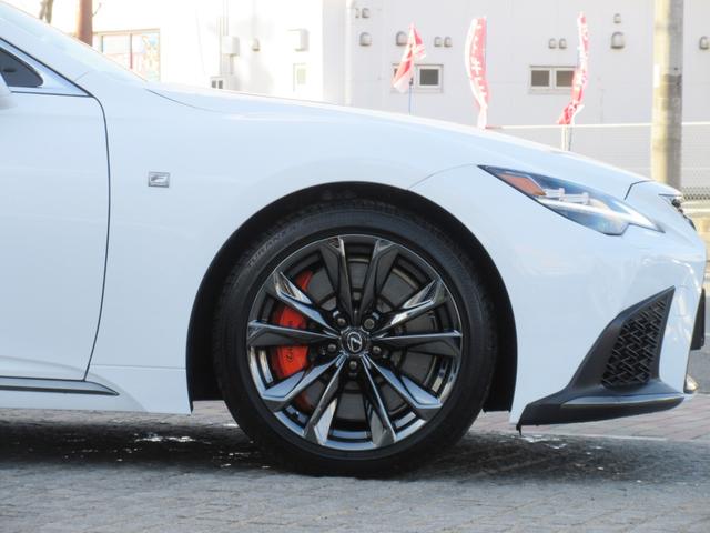 ＬＳ ＬＳ５００　Ｆスポーツ　１オーナー　ムーンルーフ　オレンジキャリパー　２０インチＡＷ　三眼ＬＥＤヘッドライト　本革＆ウルトラスエードスポーツシート　シートヒーター＆ベンチレーション　デジタルインナーミラー（9枚目）