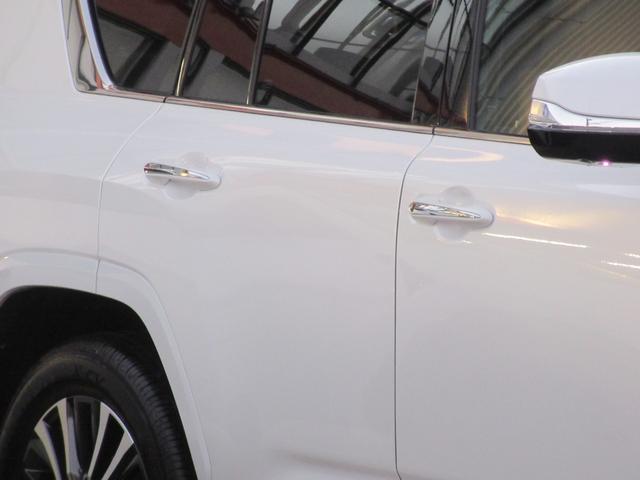 ＬＸ ＬＸ６００　１オーナー　モデリスタエアロ　ムーンルーフ　セミアニリン本革シート　シートヒーター＆ベンチレーション　デジタルインナーミラー　クールボックス　ドライブレコーダー（13枚目）