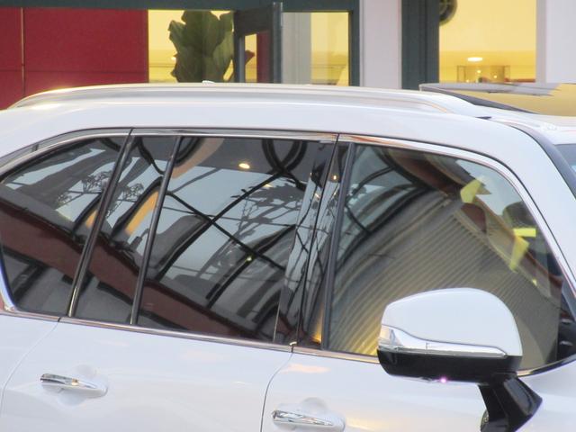 ＬＸ ＬＸ６００　１オーナー　モデリスタエアロ　ムーンルーフ　セミアニリン本革シート　シートヒーター＆ベンチレーション　デジタルインナーミラー　クールボックス　ドライブレコーダー（14枚目）