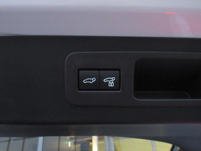 ＬＸ ＬＸ６００　１オーナー　モデリスタエアロ　ムーンルーフ　セミアニリン本革シート　シートヒーター＆ベンチレーション　デジタルインナーミラー　クールボックス　ドライブレコーダー（27枚目）