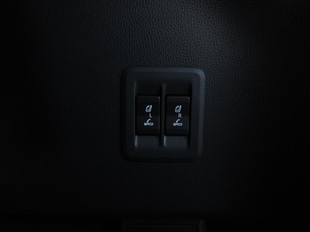 ＧＸ ＧＸ５５０　バージョンＬ　パノラマルーフ　マークレビンソン　モデリスタエアロ＆リヤスポイラー　デジタルインナーミラー　ＯＰドライブレコーダー　電動格納式ステップ　クールボックス　ＬＸ６００用２２インチＡＷ（28枚目）