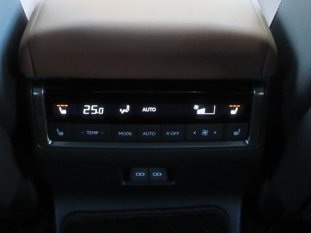 ＧＸ ＧＸ５５０　バージョンＬ　パノラマルーフ　マークレビンソン　モデリスタエアロ＆リヤスポイラー　デジタルインナーミラー　ＯＰドライブレコーダー　電動格納式ステップ　クールボックス　ＬＸ６００用２２インチＡＷ（38枚目）