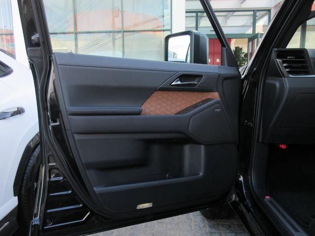 ＧＸ ＧＸ５５０　バージョンＬ　パノラマルーフ　マークレビンソン　モデリスタエアロ＆リヤスポイラー　デジタルインナーミラー　ＯＰドライブレコーダー　電動格納式ステップ　クールボックス　ＬＸ６００用２２インチＡＷ（39枚目）