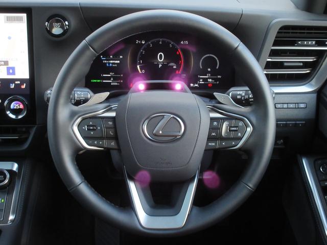 ＧＸ ＧＸ５５０　バージョンＬ　パノラマルーフ　マークレビンソン　モデリスタエアロ＆リヤスポイラー　デジタルインナーミラー　ＯＰドライブレコーダー　電動格納式ステップ　クールボックス　ＬＸ６００用２２インチＡＷ（46枚目）