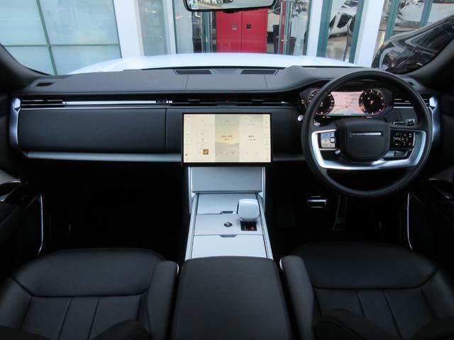 �C���e���A�J���[�F�G�{�j�[