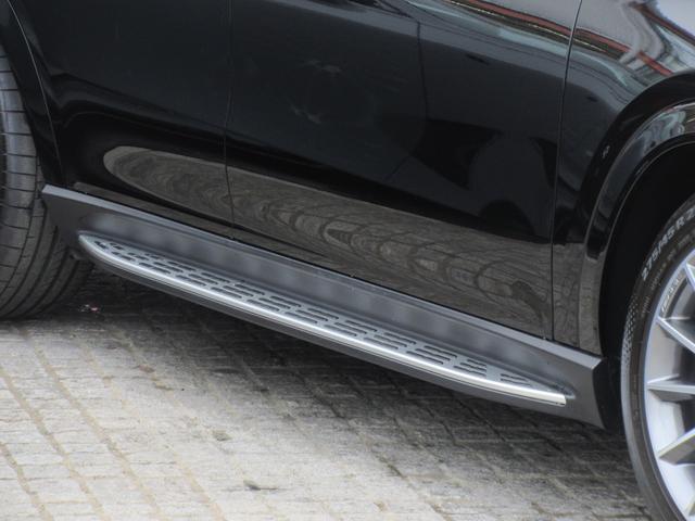 �����j���O�{�[�h