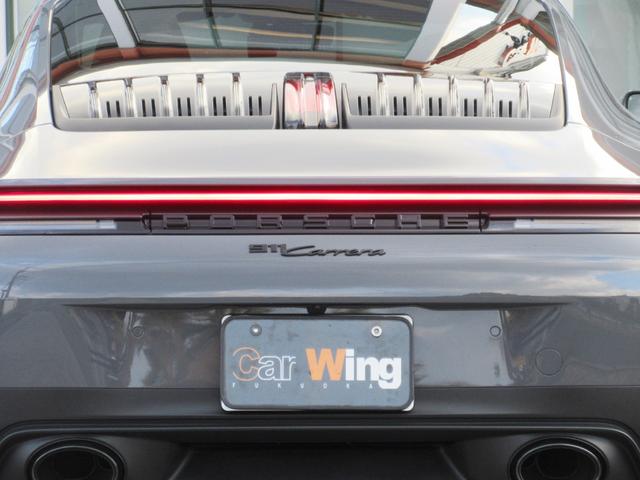 ９１１ ９１１カレラ　レジェンズカラー　Ｓクロノ　Ｓエグゾースト　２０／２１インチカレラＳホイール　ツートーンレザーインテリア　ポルシェクレストヘッドレスト　スポーツシートプラス　クロノ＆メーター（ガーズレッド）（20枚目）