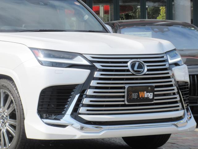 ＬＸ ＬＸ６００　エグゼクティブ　１オーナー　モデリスタエアロ＆サイドステップメタルプレート　マークレビンソン　リヤエンターテイメント　クールボックス　２２インチＡＷ　アートウッドパネル（鷹羽）（4枚目）