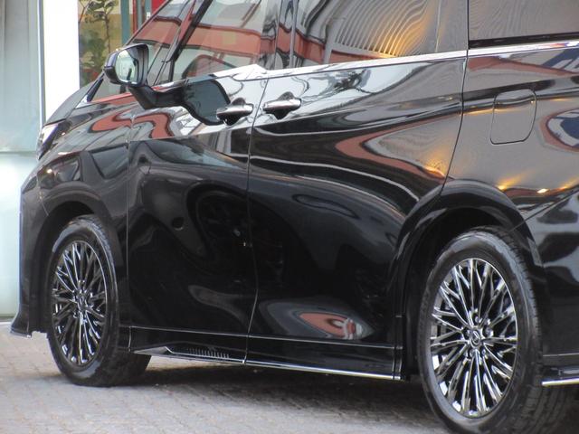 LM LM500h バージョンL モデリスタエアロ ガラスルーフ セミアニリン本革&L-ANILINE後席シート リヤエンターテイメント マークレビンソン ユニバーサルステップ デジタルインナーミラー MOPドライブレコーダー(20枚目)