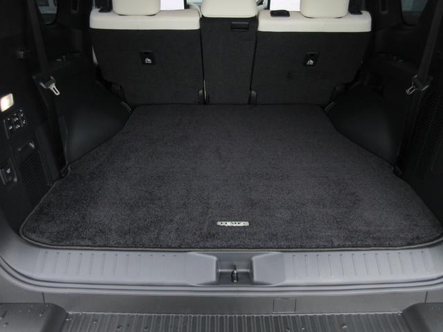 ＬＸ ＬＸ６００　ＭＣ後モデル　マークレビンソン　リヤエンターテイメント　モデリスタエアロ　ＯＰ２２インチアルミホイール　ムーンルーフ　クールボックス　デジタルインナーミラー　ドライブレコーダー　セミアニリン本革シート（24枚目）