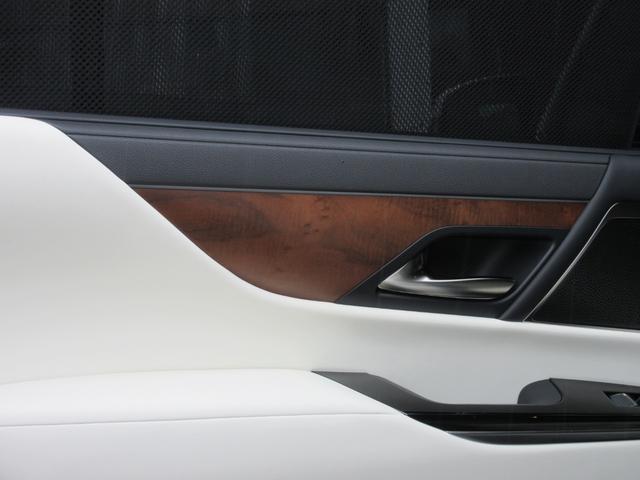 ＬＸ ＬＸ６００　ＭＣ後モデル　マークレビンソン　リヤエンターテイメント　モデリスタエアロ　ＯＰ２２インチアルミホイール　ムーンルーフ　クールボックス　デジタルインナーミラー　ドライブレコーダー　セミアニリン本革シート（36枚目）