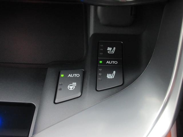 ＬＸ ＬＸ６００　ＭＣ後モデル　マークレビンソン　リヤエンターテイメント　モデリスタエアロ　ＯＰ２２インチアルミホイール　ムーンルーフ　クールボックス　デジタルインナーミラー　ドライブレコーダー　セミアニリン本革シート（62枚目）