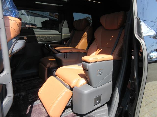 ヴェルファイアハイブリッド エグゼクティブラウンジ　モデリスタエアロ　左右独立ムーンルーフ　寒冷地仕様　スペアタイヤ　ＪＢＬプレミアムサウンド　１４インチリヤエンターテイメント　プレミアムナッパ本革シート　シートヒーター＆ベンチレーション（29枚目）