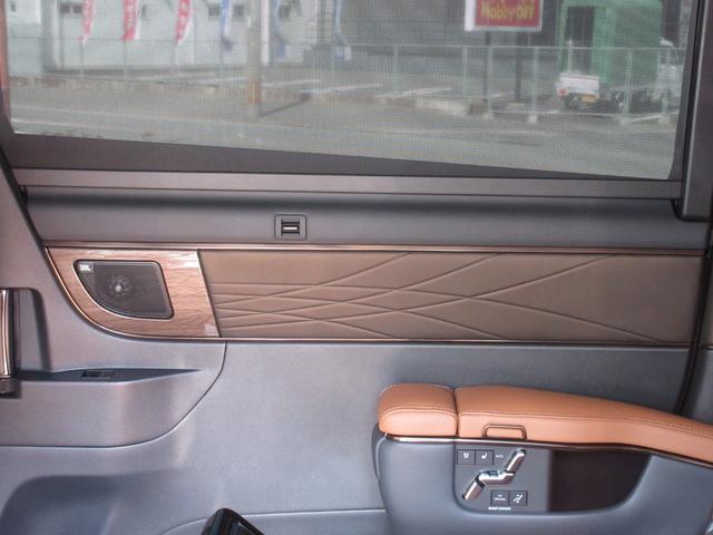 ヴェルファイアハイブリッド エグゼクティブラウンジ　モデリスタエアロ　左右独立ムーンルーフ　寒冷地仕様　スペアタイヤ　ＪＢＬプレミアムサウンド　１４インチリヤエンターテイメント　プレミアムナッパ本革シート　シートヒーター＆ベンチレーション（39枚目）
