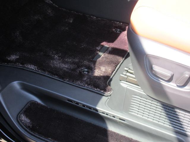 ヴェルファイアハイブリッド エグゼクティブラウンジ　モデリスタエアロ　左右独立ムーンルーフ　寒冷地仕様　スペアタイヤ　ＪＢＬプレミアムサウンド　１４インチリヤエンターテイメント　プレミアムナッパ本革シート　シートヒーター＆ベンチレーション（44枚目）