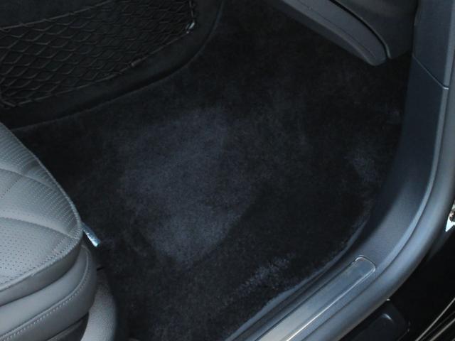 �I�v�V�����F�t���A�}�b�g�v���~�A��