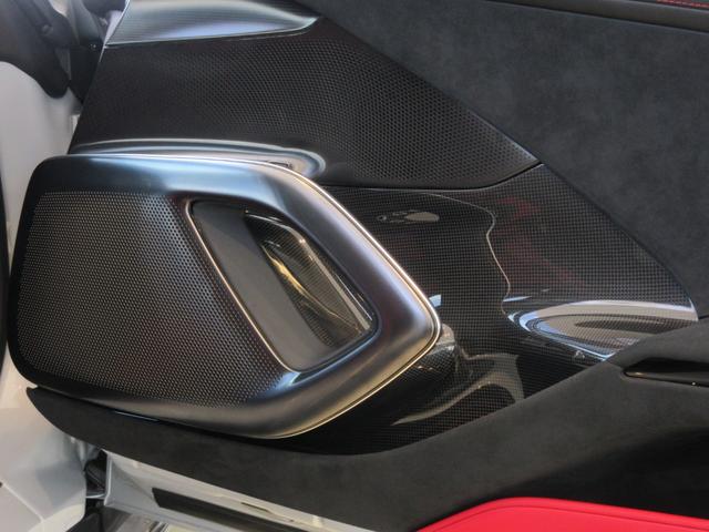 １２チリンドリ ベースグレード　ＯＰ１８２０　フロントＰＰＦ　パノラミックルーフ　カーボンエクステリア＆インテリアパーツ　カーボンレーシングシート　ＬＥＤカーボンステアリング　デジタルリアビューミラー　デュアルカラーレザートリム（40枚目）