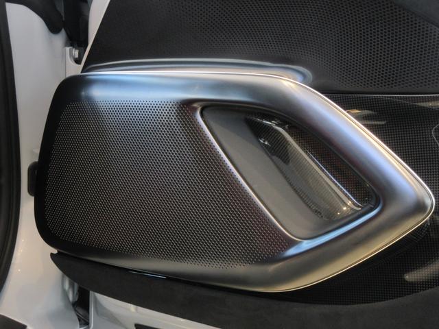 １２チリンドリ ベースグレード　ＯＰ１８２０　フロントＰＰＦ　パノラミックルーフ　カーボンエクステリア＆インテリアパーツ　カーボンレーシングシート　ＬＥＤカーボンステアリング　デジタルリアビューミラー　デュアルカラーレザートリム（41枚目）