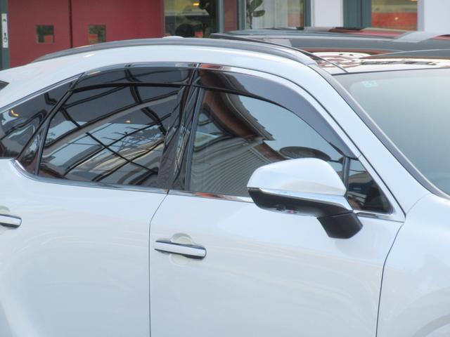 �I�v�V�����F�T�C�h�o�C�U�[