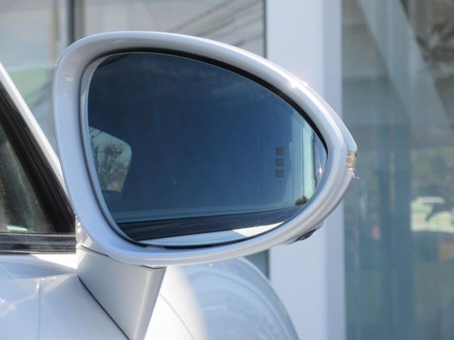 ���[���`�F���W�A�V�X�g