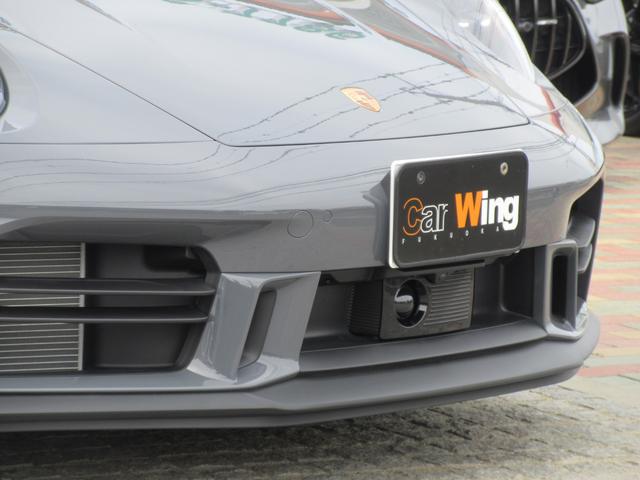 �A�_�v�e�B�u�N���[�Y�R���g���[��