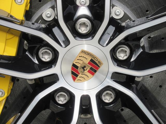 �I�v�V�����F�`�^���z�C�[���{���g