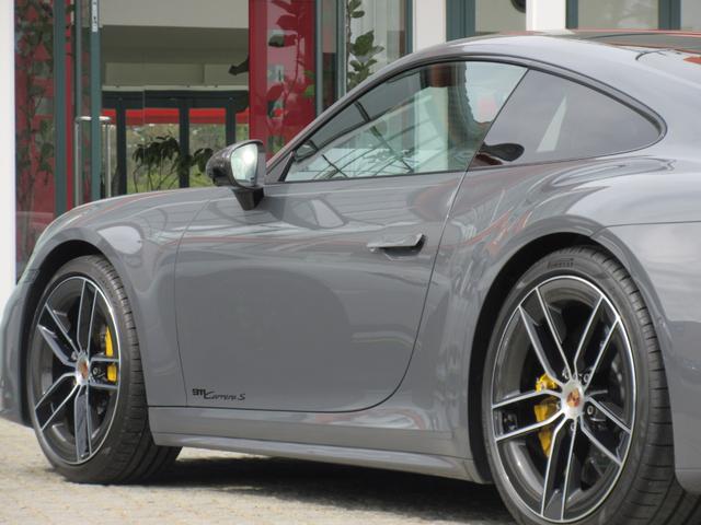 �I�v�V�����F���A�A�N�X���X�e�A�����O