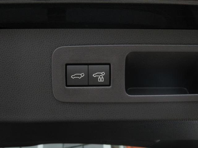 ＬＸ６００　マークレビンソン　ムーンルーフ　ルーフレール　クールボックス　三眼ＬＥＤヘッドライト　デジタルインナーミラー　セミアニリン本革シート　シートヒーター＆ベンチレーション　パノラミックビューモニター（画像25）