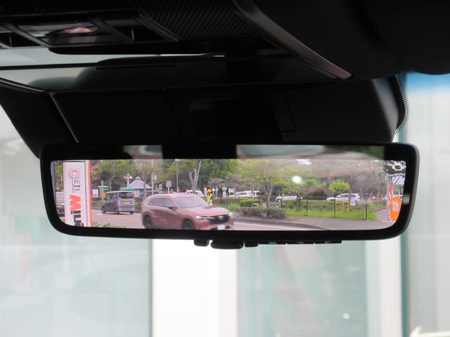 ＬＸ６００　マークレビンソン　ムーンルーフ　ルーフレール　クールボックス　三眼ＬＥＤヘッドライト　デジタルインナーミラー　セミアニリン本革シート　シートヒーター＆ベンチレーション　パノラミックビューモニター（画像46）