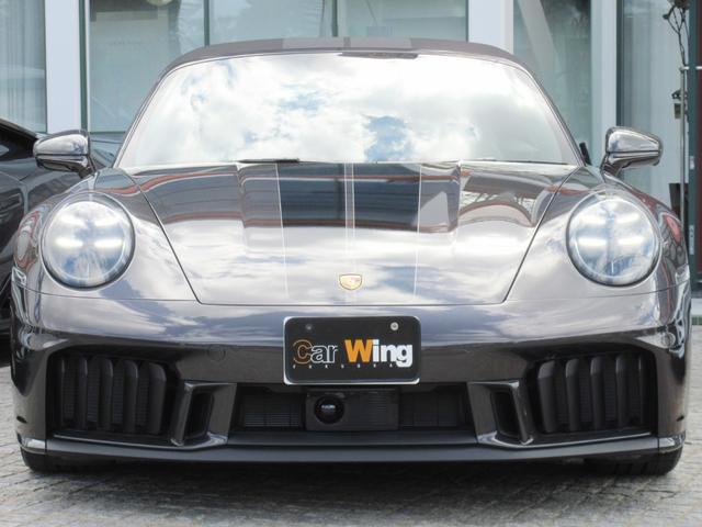 ９１１カレラ４ＧＴＳ　カブリオレ　ＯＰ１０００＋ＰＰＦ　ＰＴＳカラー　ＥｘｃｌｕｓｉｖｅＭａｎｕｆａｋｔｕｒレザー　ＰＣＣＢ　ＰＤＣＣ　Ｆリフト　ＳデザインＰＫＧ・カーボン　ＨＤマトリックスライト　１８ｗａｙシート　ベンチレーション（画像3）