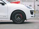 タイヤサイズ:275/45R20 ホイールサイズ:9.5×20