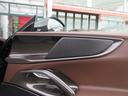 ベースグレード　ＯＰ２３００　スペシャルＰＫＧ　内外装カーボン　ＯＰエクステリア＆インテリアカラー　ディマブルルーフ　カーボンエクステリアカーボンコッパーインサート　カーボンドアパネル　フロントリフター　ＯＰ鍛造ＡＷ（43枚目）