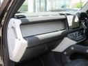 １１０イースナーエディション　限定車　登録済未使用車　エクステンテッドブラックエクステリアパック　サテンプロテクティブフィルム　２０インチスタイル５０９５ＡＷ　エアサスペンションパック　１２ウェイシート（31枚目）