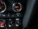 JCW コンバーチブルプレミアム+P JCWトリム JCWトリム MINI Yoursソフトトップ 17インチAW LEDヘッドライト シートヒーター アンビエントライト MINIドライビングモード リアビューカメラ PDC ACC HUD(44枚目)
