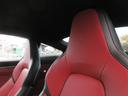 ９１１カレラ　レジェンズカラー　Ｓクロノ　Ｓエグゾースト　２０／２１インチカレラＳホイール　ツートーンレザーインテリア　ポルシェクレストヘッドレスト　スポーツシートプラス　クロノ＆メーター（ガーズレッド）（24枚目）