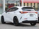 ＮＸ３５０ｈ　Ｆスポーツ　マクレビ　エアロダイナミクスＰＫＧ　パノラマルーフ　オレンジキャリパー　デジタルインナーミラー　後席電動格納　スカッフイルミ　ドアポケットイルミ　カップホルダーイルミ　プロジェクションカーテシイルミ（20枚目）