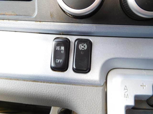 キャンター カスタム　カスタムグレード　カスタムメッキ　バンパー　フェンダー　グリル　両側ヒーター付き電動格納ミラー　坂道補助イージーゴー付き　純正ＨＩＤライト　オートエアコン　キーレス　モケットシート　新品笠木（12枚目）