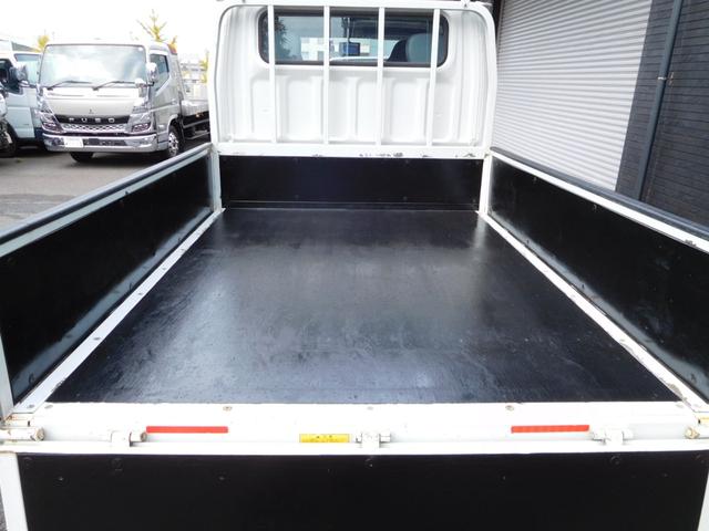 キャンター Wキャブ カスタムメッキ 6速デュオニック メッキフェンダー 左右電動格納・ヒーターミラー ETC 車線逸脱警報 バックモニター ドラレコ キーフリー トラクションコントロール リヤヒーター(7枚目)