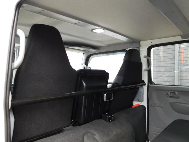 キャンター Wキャブ カスタムメッキ 6速デュオニック メッキフェンダー 左右電動格納・ヒーターミラー ETC 車線逸脱警報 バックモニター ドラレコ キーフリー トラクションコントロール リヤヒーター(28枚目)