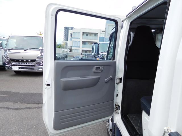 キャンター Wキャブ カスタムメッキ 6速デュオニック メッキフェンダー 左右電動格納・ヒーターミラー ETC 車線逸脱警報 バックモニター ドラレコ キーフリー トラクションコントロール リヤヒーター(30枚目)