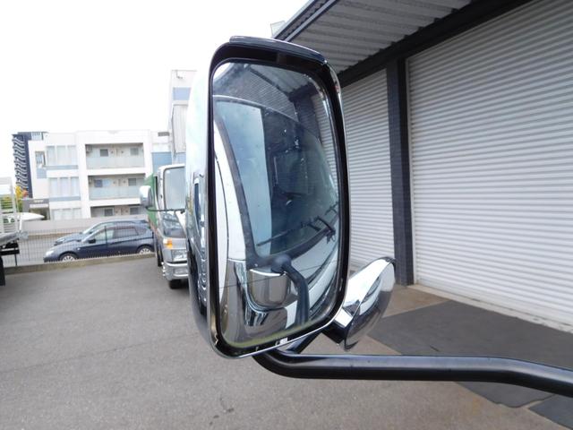 キャンター Wキャブ カスタムメッキ 6速デュオニック メッキフェンダー 左右電動格納・ヒーターミラー ETC 車線逸脱警報 バックモニター ドラレコ キーフリー トラクションコントロール リヤヒーター(35枚目)