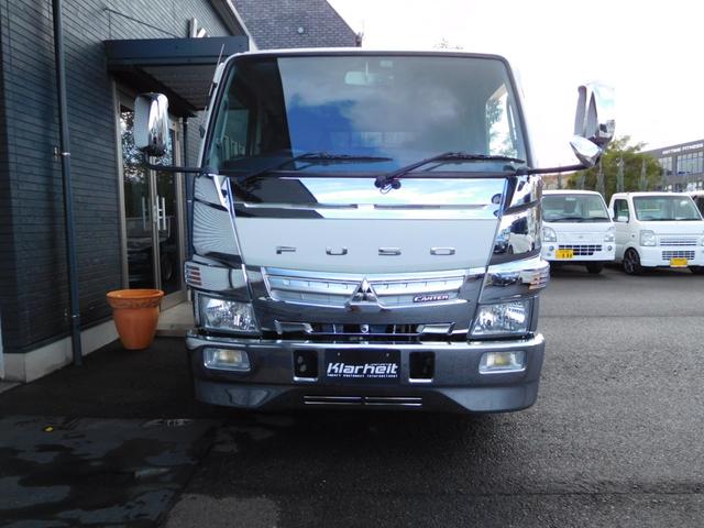 キャンター Ｗキャブロング全低床　Ｗキャブ　カスタムメッキ　メッキ新品バンパーフロントメッキフェンター　後期　新品笠木　６速デュオニック　キーレス　デッキ鉄板張り　オーバーヘッドシェルフ　リヤヒーター　左電動格納ミラー　荷台作業灯（2枚目）